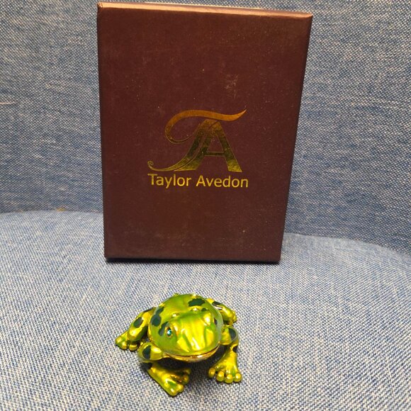 Taylor Avedon Frog Trinket Box - Picture 3 of 7